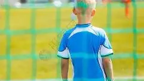 中山女子篮球“村BA”19日晚激情开赛，8支队伍同场竞技